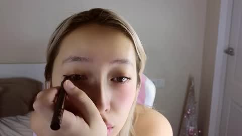 Snapshot of jasmilee chatting on February 2026 07:32:02 PM Jasmine online show from February 2026 07:32:02 PM