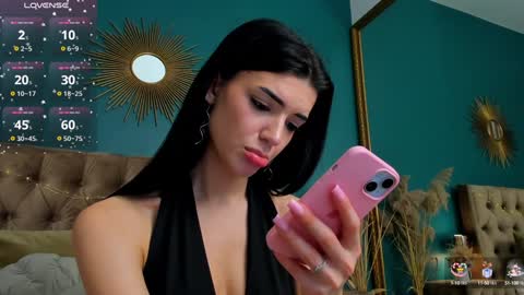 Snapshot of jasmilynn chatting on January 2025 09:15:01 AM Jasmi online show from January 2025 09:15:01 AM