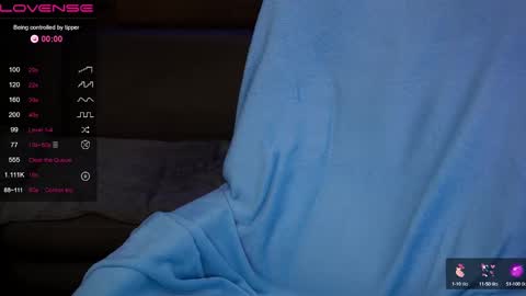 Snapshot of jasmin_james_ chatting on December 2024 04:51:01 PM Jasmin online show from December 2024 04:51:01 PM