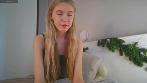 Snapshot of jasmindoroti chatting on February 2026 08:30:01 AM Chloe online show from February 2026 08:30:01 AM