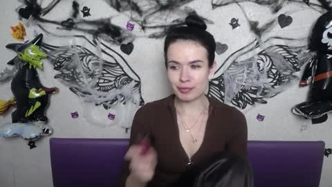 Snapshot of jasminekouch chatting on November 2025 06:41:02 PM JasmineKouch online show from November 2025 06:41:02 PM