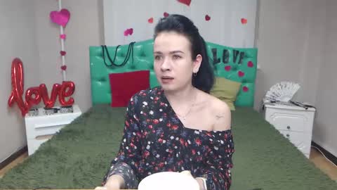 Snapshot of jasminekouch chatting on November 2025 06:35:02 AM JasmineKouch online show from November 2025 06:35:02 AM