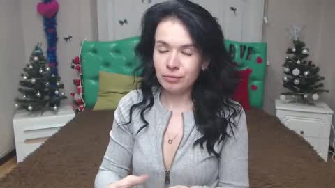 Snapshot of jasminekouch chatting on January 2026 06:33:02 PM JasmineKouch online show from January 2026 06:33:02 PM