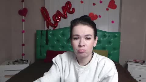 Snapshot of jasminekouch chatting on February 2026 06:29:02 AM JasmineKouch online show from February 2026 06:29:02 AM