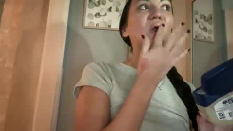 Snapshot of jasminetate chatting on October 2025 05:46:01 PM Jasmine Tate online show from October 2025 05:46:01 PM