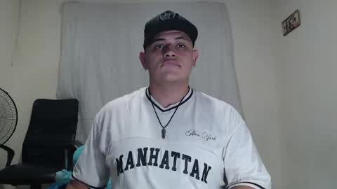 jason_boy_ online show from April 2026 05:01:02 AM
