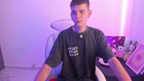 jasson___ online show from December 2025 02:21:01 PM