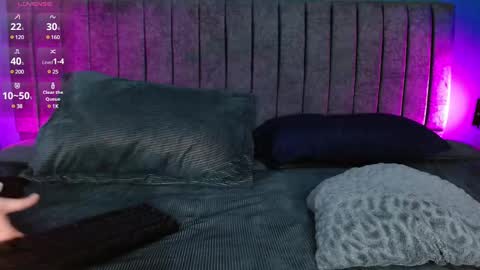 Jason  Emma online show from March 2025 05:40:01 AM