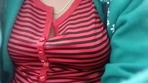 Snapshot of jasspreettt chatting on November 2025 03:06:01 AM jasspreettt online show from November 2025 03:06:01 AM