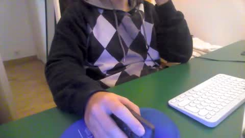 Snapshot of javi94valenciap chatting on February 2025 12:54:02 PM javi94valenciap online show from February 2025 12:54:02 PM