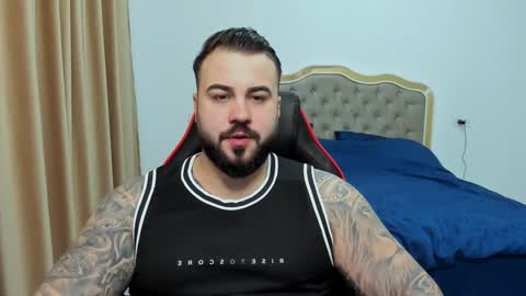 Snapshot of javicute4u chatting on December 2024 08:47:02 PM Javi online show from December 2024 08:47:02 PM