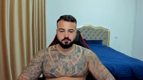 Snapshot of javicute4u chatting on October 2025 04:43:02 AM Javi online show from October 2025 04:43:02 AM