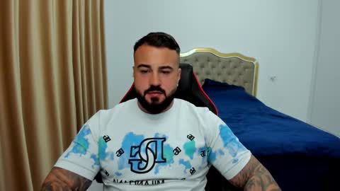 Snapshot of javicute4u chatting on October 2025 10:51:02 PM Javi online show from October 2025 10:51:02 PM