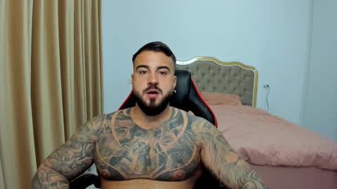 Snapshot of javicute4u chatting on October 2025 09:05:02 PM Javi online show from October 2025 09:05:02 PM