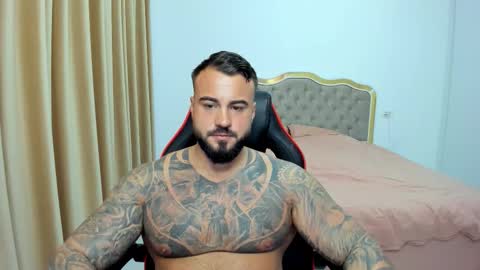 Snapshot of javicute4u chatting on November 2025 06:54:02 PM Javi online show from November 2025 06:54:02 PM