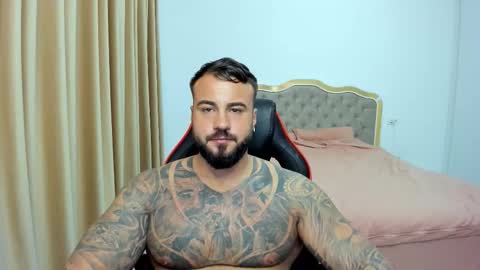 Snapshot of javicute4u chatting on November 2025 09:48:02 PM Javi online show from November 2025 09:48:02 PM