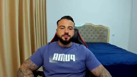 Snapshot of javicute4u chatting on November 2025 09:57:01 PM Javi online show from November 2025 09:57:01 PM