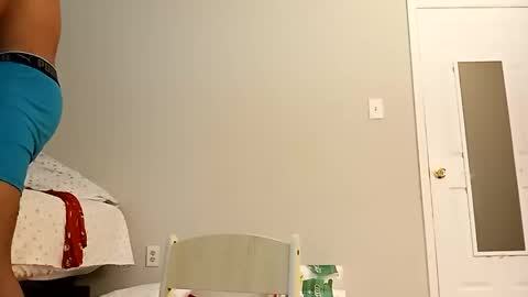 javier_jr26 online show from October 2025 02:47:02 PM