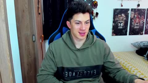 Javier online show from December 2024 05:36:02 PM