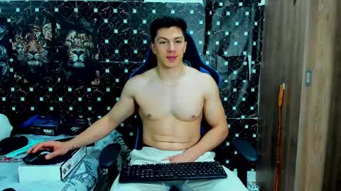 Snapshot of javiersexymann chatting on May 2026 11:22:02 PM Javier online show from May 2026 11:22:02 PM