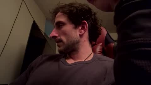 jaxjohnson12 online show from December 2025 06:07:02 AM