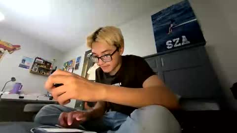 jay10697 online show from April 2026 06:56:02 AM