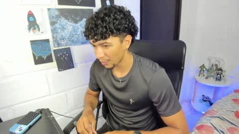 Jay online show from April 2026 09:15:02 PM