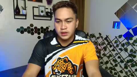 Snapshot of jay_hotcummer chatting on February 2026 07:01:01 AM JL online show from February 2026 07:01:01 AM