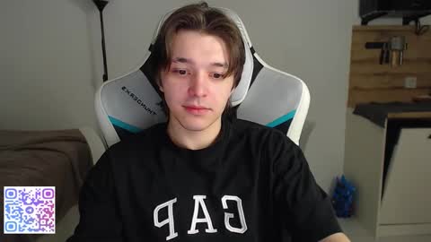 Jayce online show from November 2025 07:07:02 PM