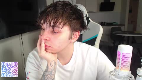 Snapshot of jayce_icestone chatting on April 2026 04:08:02 AM Jayce online show from April 2026 04:08:02 AM