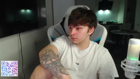 Snapshot of jayce_icestone chatting on April 2026 04:12:01 PM Jayce online show from April 2026 04:12:01 PM