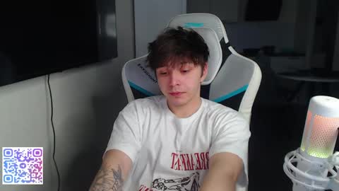 Snapshot of jayce_icestone chatting on April 2026 02:58:02 PM Jayce online show from April 2026 02:58:02 PM
