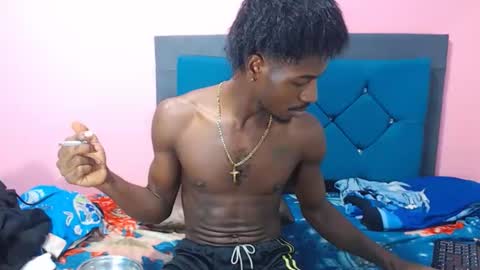 Snapshot of jaycolinss chatting on January 2025 05:17:02 AM jaycollins online show from January 2025 05:17:02 AM