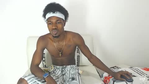 Snapshot of jaycolinss chatting on January 2025 01:48:02 AM jaycollins online show from January 2025 01:48:02 AM