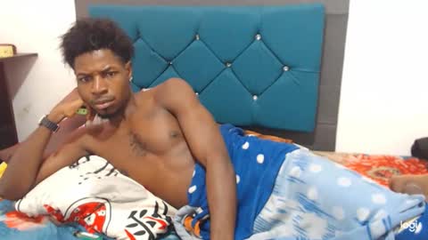 Snapshot of jaycolinss chatting on February 2025 07:00:02 AM jaycollins online show from February 2025 07:00:02 AM