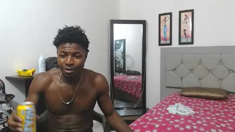 Snapshot of jaycolinss chatting on February 2026 07:01:02 PM jaycollins online show from February 2026 07:01:02 PM