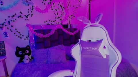 Jayen online show from February 2025 12:05:01 AM