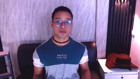 Jayden Morris online show from December 2025 03:33:01 AM