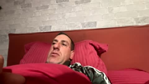 Snapshot of jayfrance40 chatting on February 2026 07:08:02 PM Jay online show from February 2026 07:08:02 PM