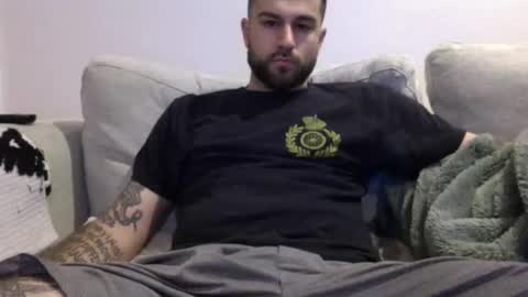 Snapshot of jayg333 chatting on December 2025 01:00:01 AM jayg333 online show from December 2025 01:00:01 AM