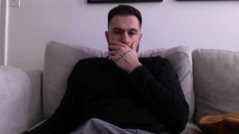 jayg333 online show from April 2026 03:26:01 PM