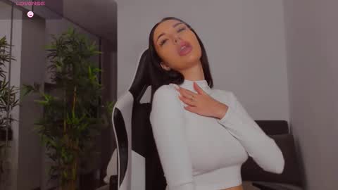 Snapshot of jaylee_kryss chatting on October 2025 05:14:02 PM Jay online show from October 2025 05:14:02 PM