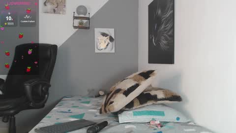 Snapshot of jazmin_002 chatting on February 2025 01:02:01 AM JAZMIN online show from February 2025 01:02:01 AM