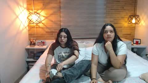 Snapshot of jazmin_dharius chatting on November 2025 09:41:01 AM Jazmin and Scarlett online show from November 2025 09:41:01 AM