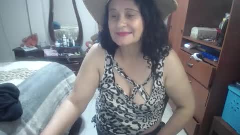 jazmim online show from March 2026 11:22:02 PM