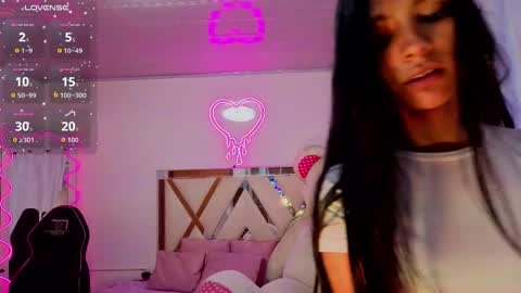 Snapshot of jazmin_tay chatting on September 2025 11:44:01 AM Jazmin online show from September 2025 11:44:01 AM