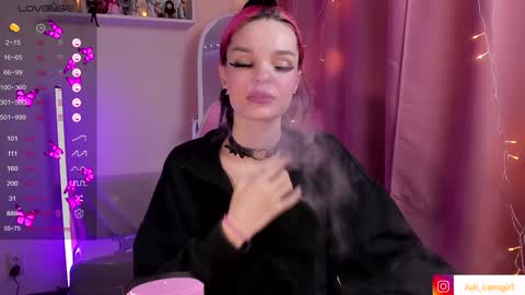 Julia online show from January 2025 06:41:02 PM