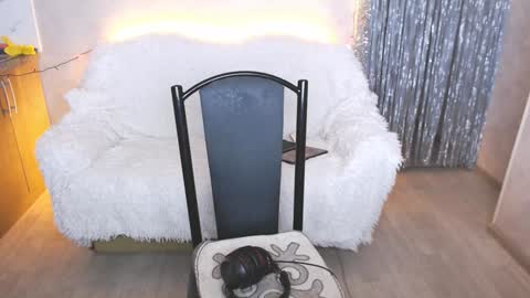 Snapshot of jealousangel chatting on January 2025 04:20:01 AM Angel online show from January 2025 04:20:01 AM