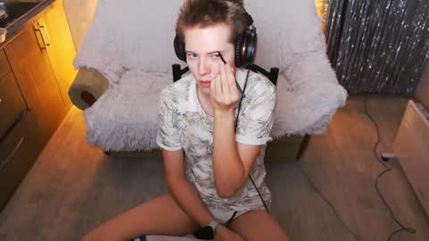 Snapshot of jealousangel chatting on January 2025 03:04:02 AM Angel online show from January 2025 03:04:02 AM