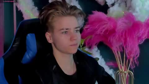 Snapshot of jean_wilsons chatting on April 2026 11:14:02 AM jean_wilsons online show from April 2026 11:14:02 AM